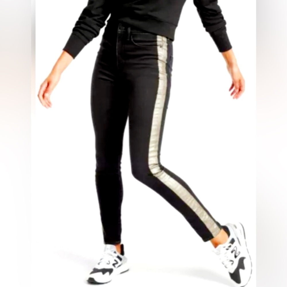 Athleta Black skinny Jeans with Silver Stripe in Skulptek fabric size 4